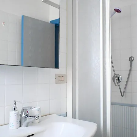 Lägenhet Trilocale A 150 Mt Dal Mare Di - M244