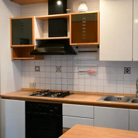 Trilocale A 150 Mt Dal Mare Di - M244 Marcelli